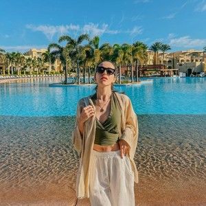 Meet your Posher, Diana